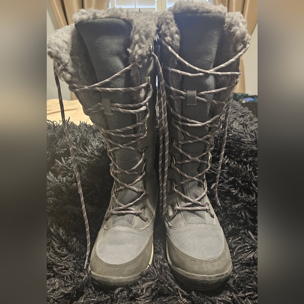 BearPaw Gray Lace-Up Winter Boots